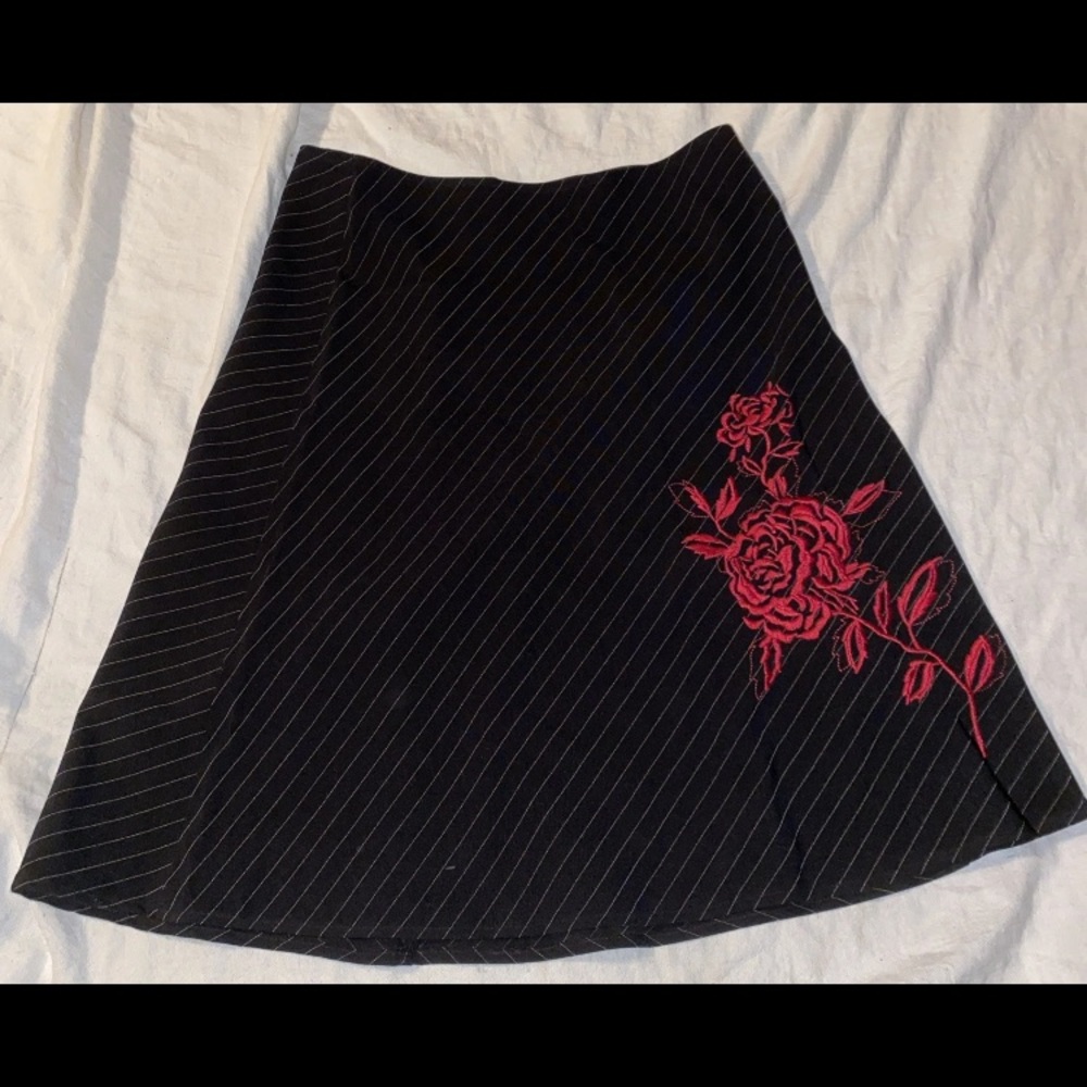 Studio Y Skirt Y2K Size 3